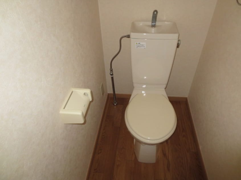 トイレ ドミ－ルかみの