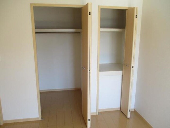 収納 レッド・リ－ブスⅢ