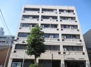 吉川屋ビルの外観