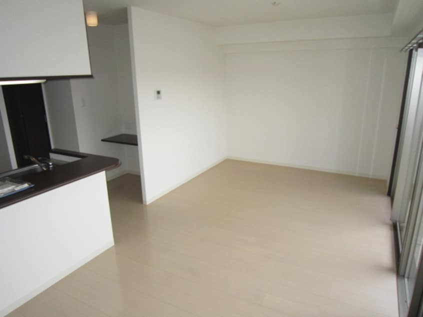 居室 ＭＡＩＳＯＮ　ＣＡＬＭＥ守山