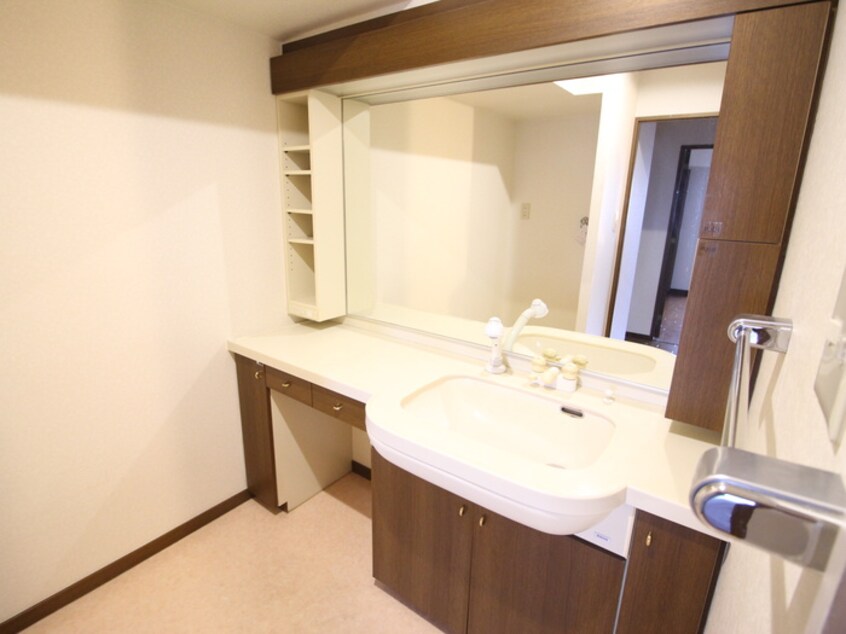 洗面 グランドメゾン徳川（B-9)