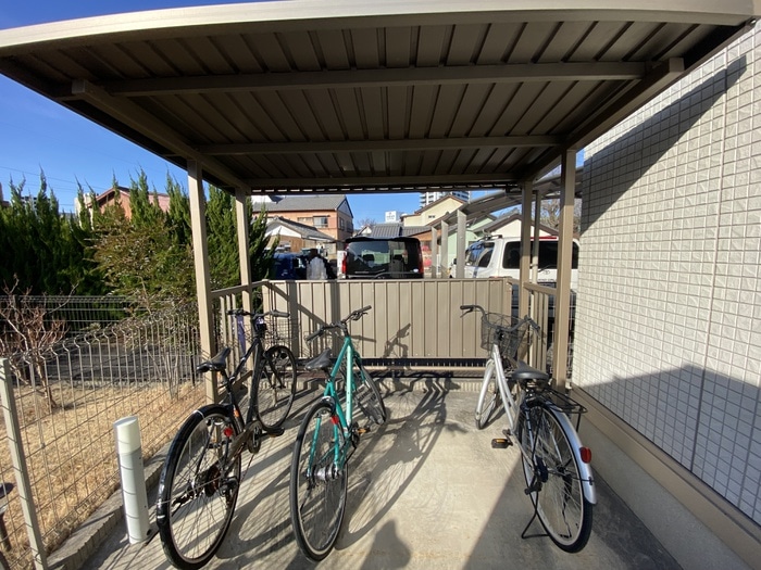 駐輪場 ｱｰﾙ・ｵｯﾂ