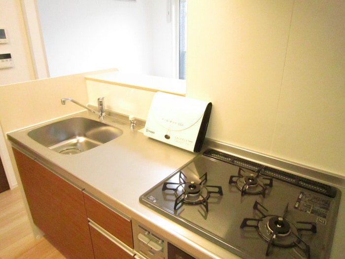 キッチン ｱｰﾙ・ｵｯﾂ