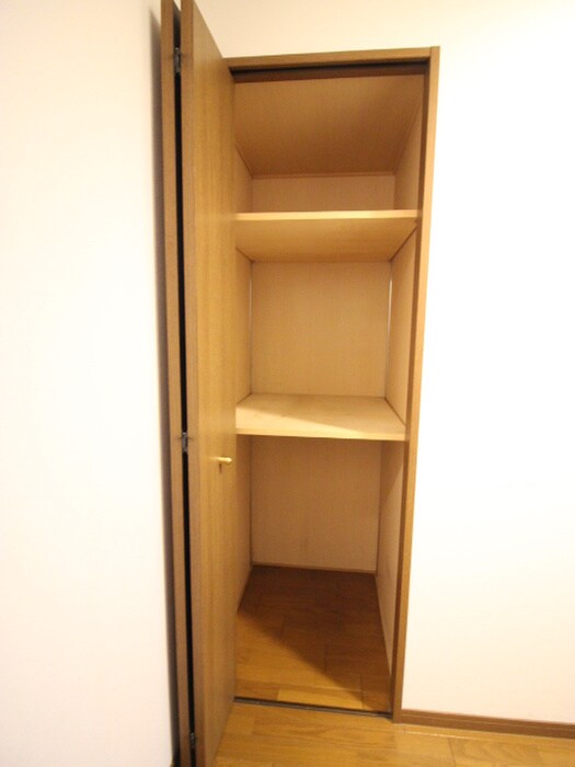 収納 プライムステ－ジ平安通