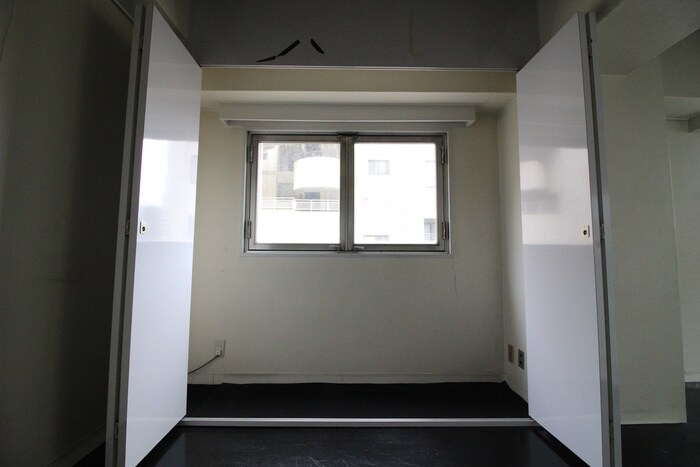 収納 ライオンズ名古屋ビル(513)