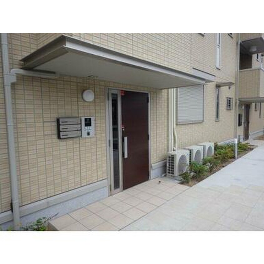 エントランス部分 ホーリーギフト