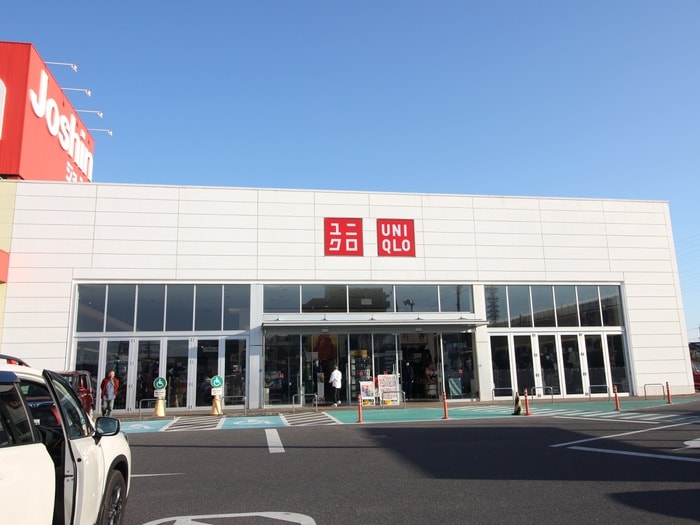 ユニクロ 新安城店(ショッピングセンター/アウトレットモール)まで1100m ティアレ