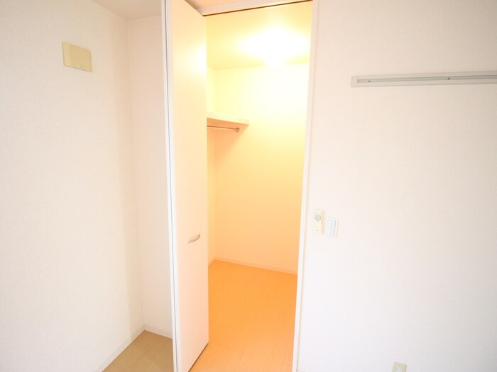 収納 ロイヤルステ－ジ