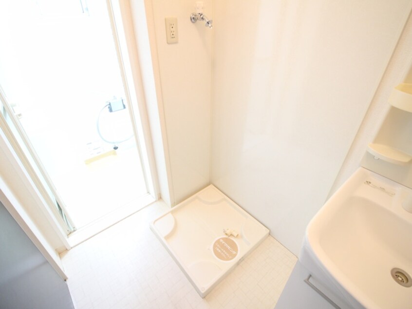 洗濯機置場 ロイヤルステ－ジ