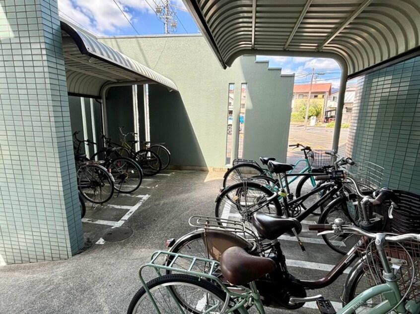 駐輪場 こばやしハイム