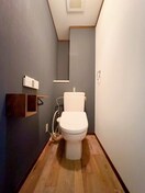 トイレ メゾンクレ－ル