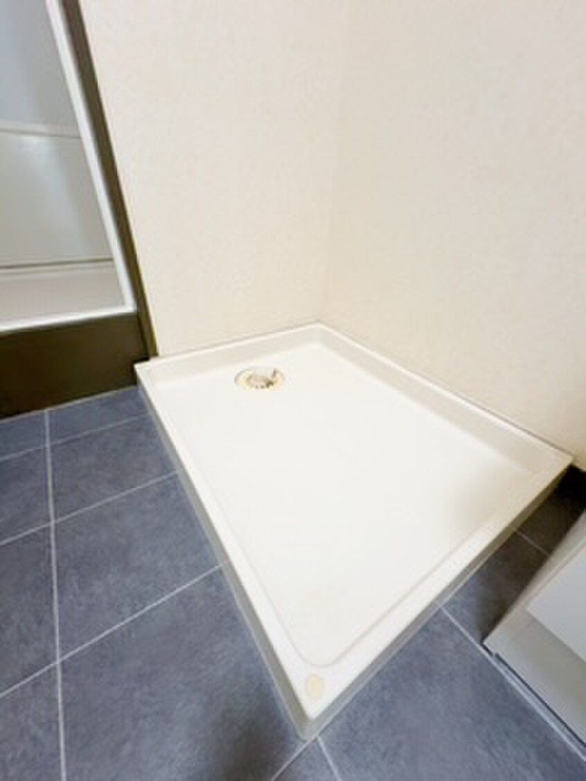 洗濯機置場 メゾンクレ－ル