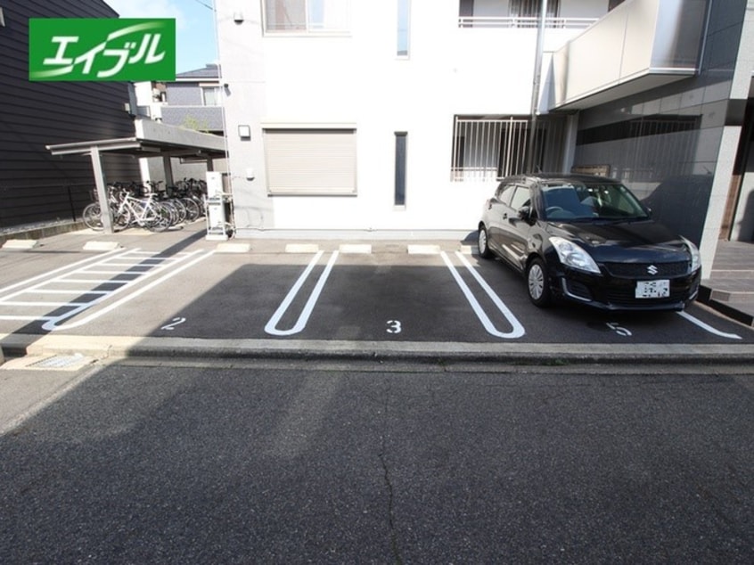 駐車場 パンジー豆田