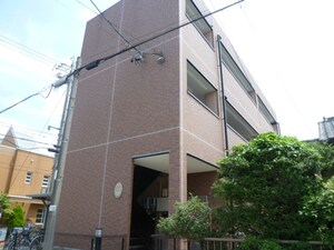 アンプルールフェールアモーレ