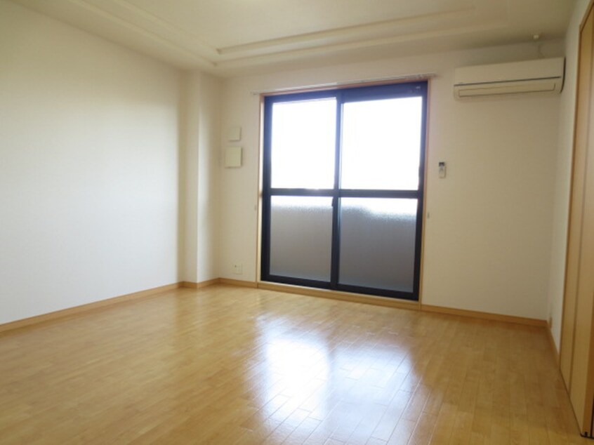 居室 ラ・ウィンクル