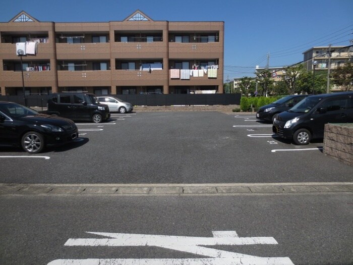 駐車場 ラ・ウィンクル