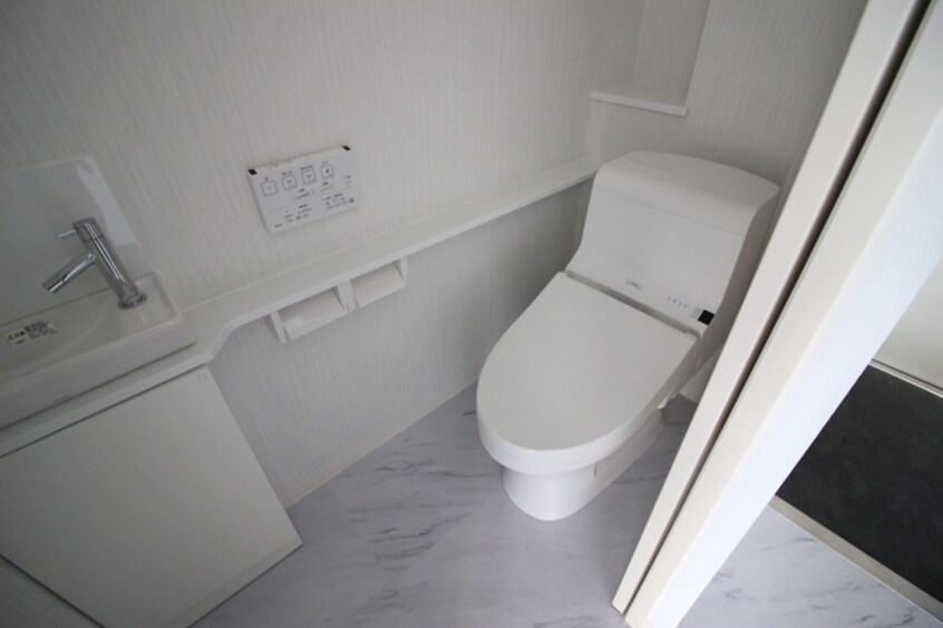 トイレ ボン・ヴィヴァン新清洲