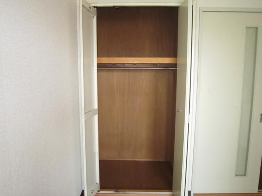 収納 グランシャリオ名駅南