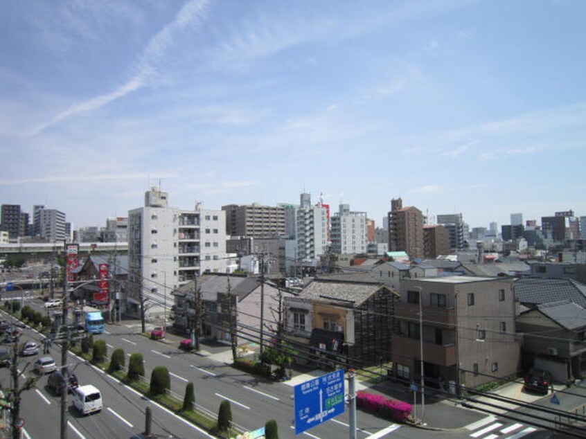 室内からの展望 グランシャリオ名駅南