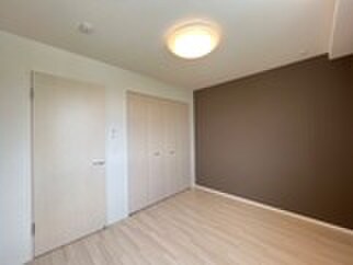 居室 サントル　ヴィラージュ村部B