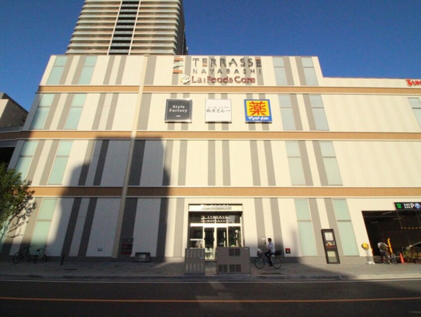 テラッセ納屋橋(ショッピングセンター/アウトレットモール)まで500m ライオンズ名古屋ビル(533)