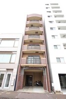 クレアールジーエーの外観