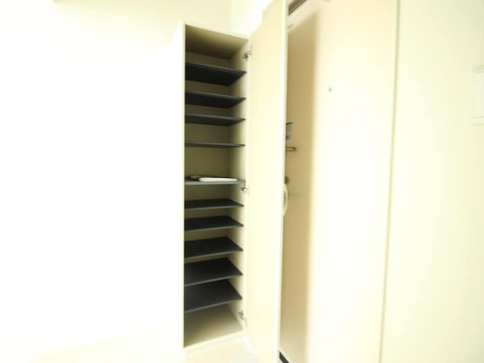 靴箱 アルナージ川西