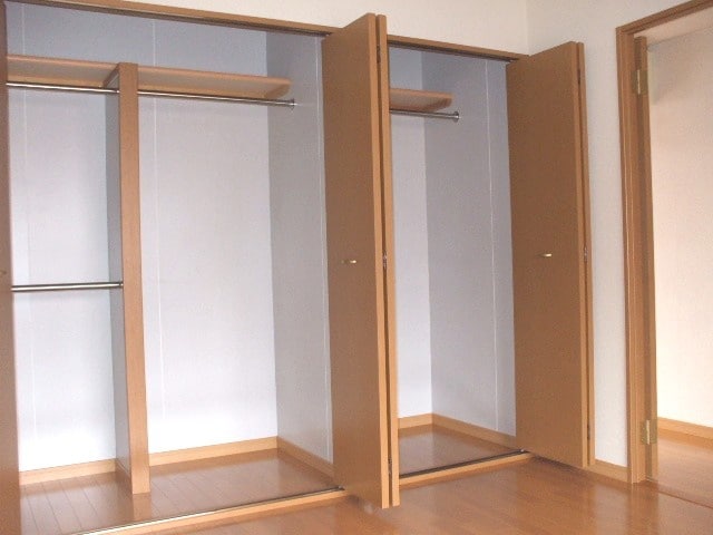 収納 ロイヤルハイム