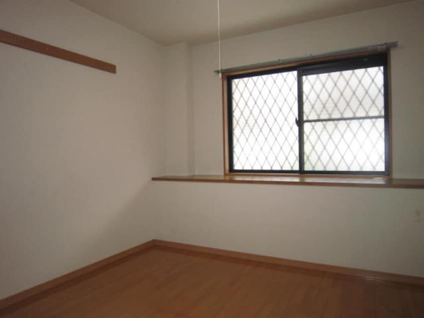 居室 ロイヤルハイム