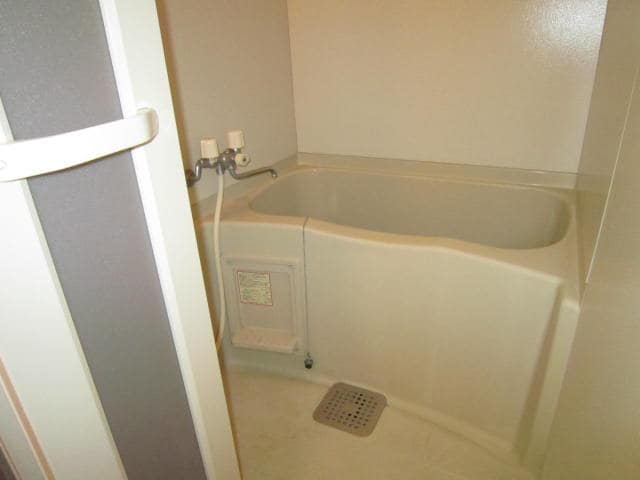 バス／シャワールーム等 メゾンシクラメン