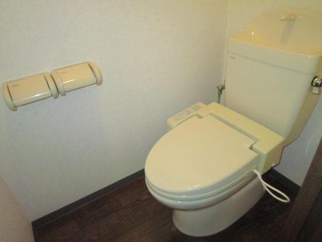 トイレ メゾンシクラメン