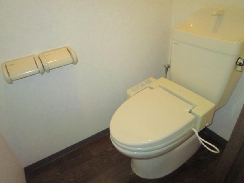 トイレ メゾンシクラメン