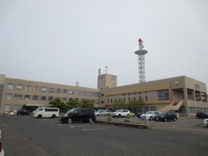 緑区役所(役所)まで860m メゾンシクラメン