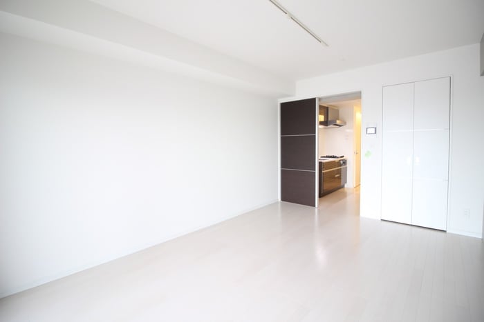 居室 YATOMI-DORI　RISE