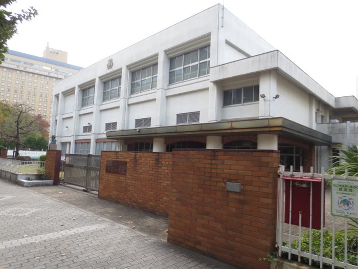御園小学校(小学校)まで90m ネオハイツ錦（201）