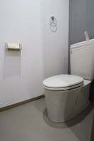 トイレ 東和ﾊｲﾂ