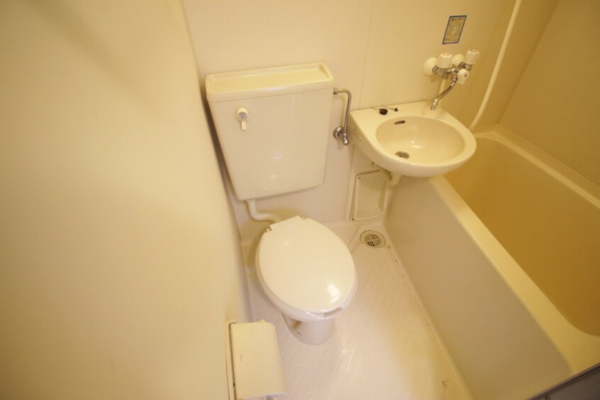 トイレ ド－ム桜山