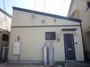 六ツ師中屋敷625-1貸家　B