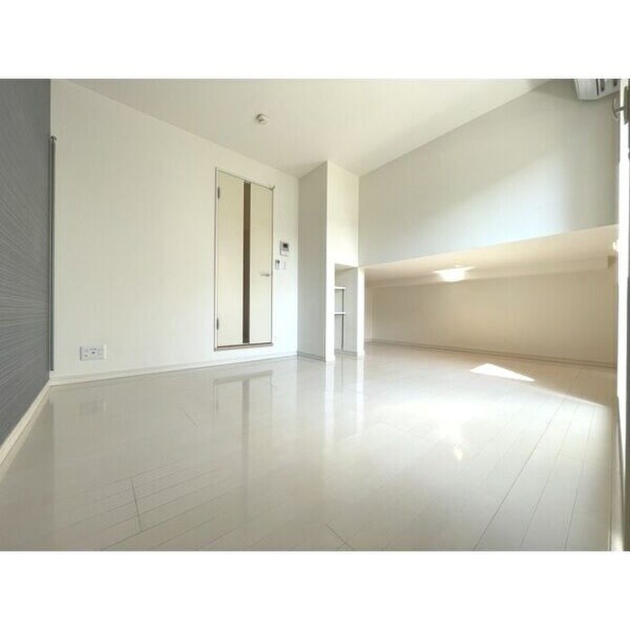 居室 ロレイアム