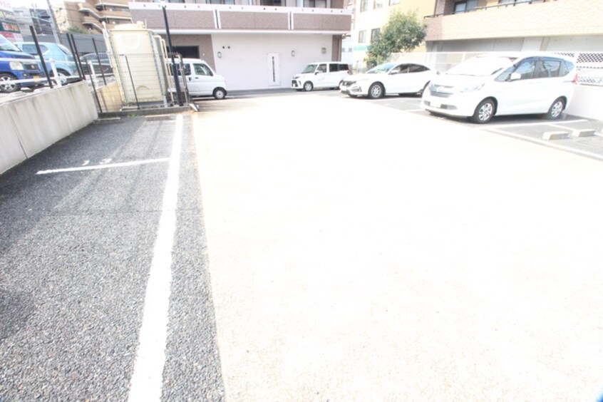 駐車場 ステージア日進