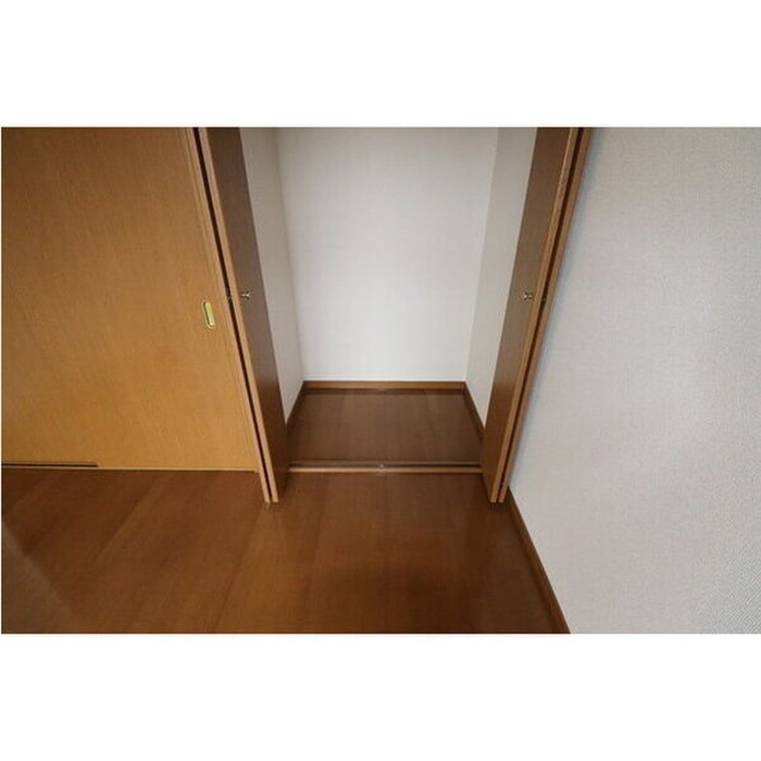 収納 アムール雅