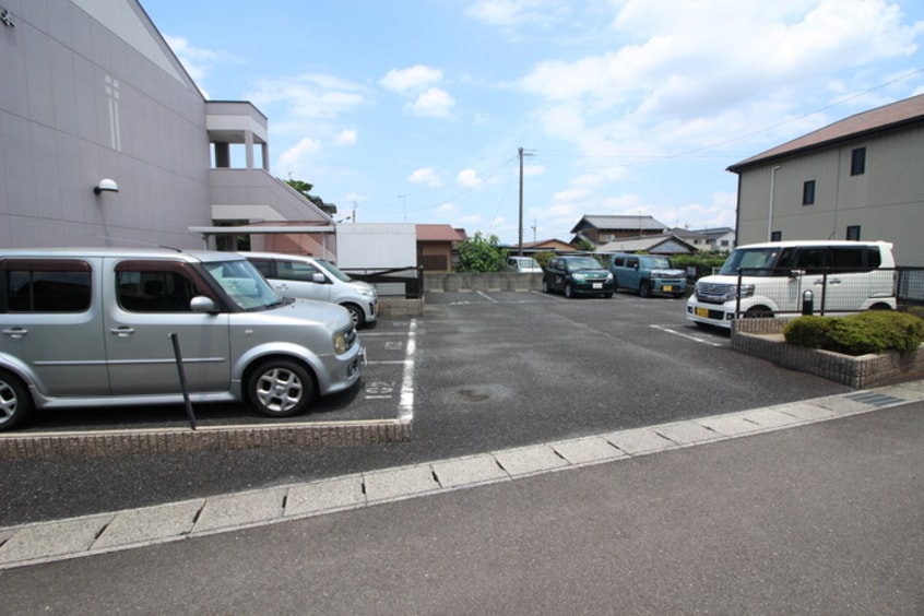 駐車場 レジデンス花水木