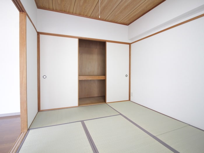 居室 ファミ－ル一社