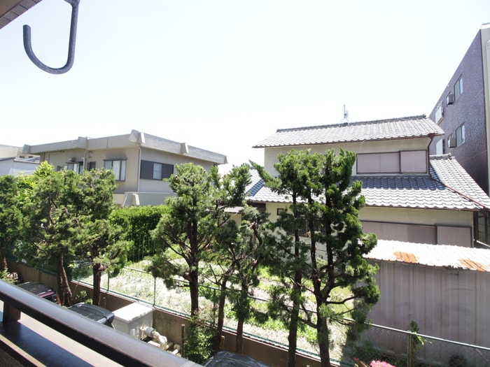 室内からの展望 ファミ－ル一社