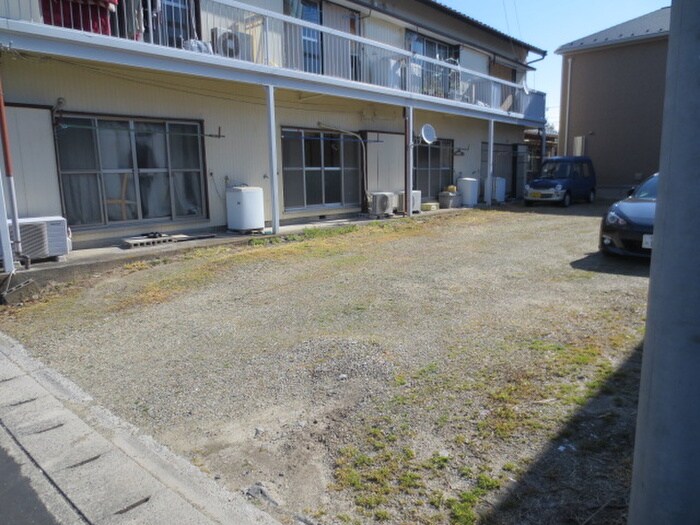 駐車場 銀河ハイツ