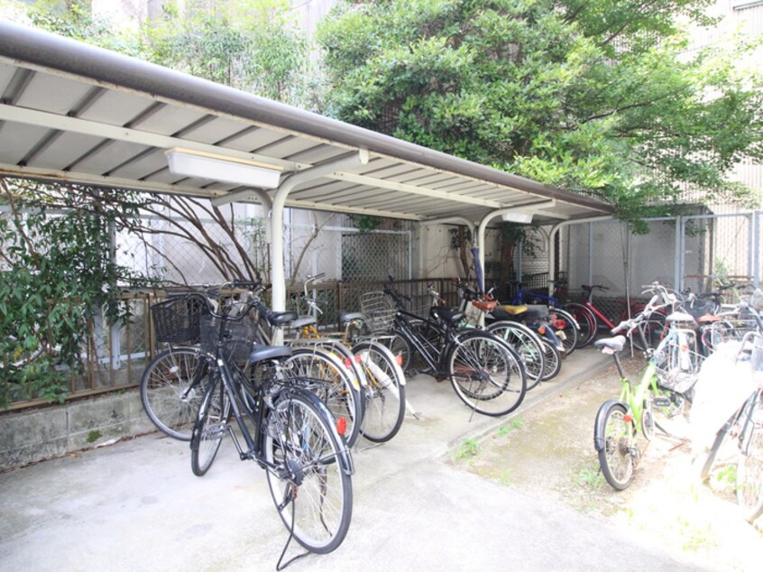 駐輪場 フォルム大須