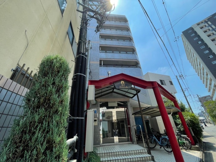 エントランス部分 ラッキ－キャット