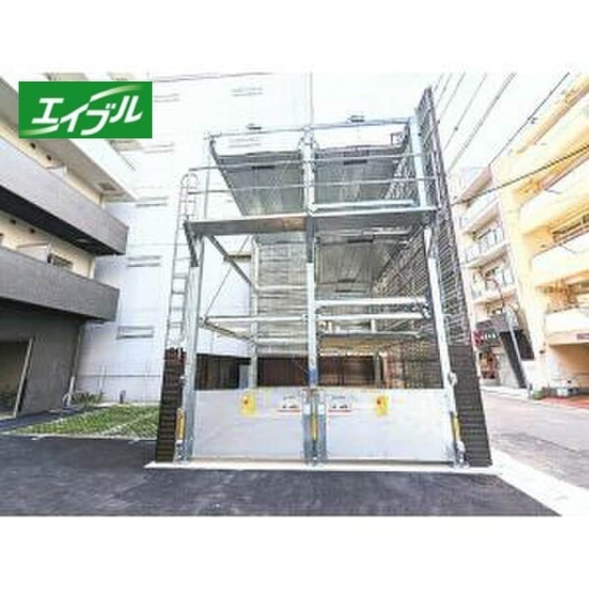 駐車場 エスリード栄ル・クール