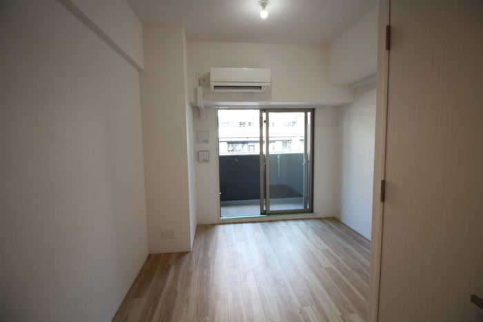 居室 エスリード栄ル・クール