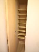 靴箱 パルティール吹上アネックス